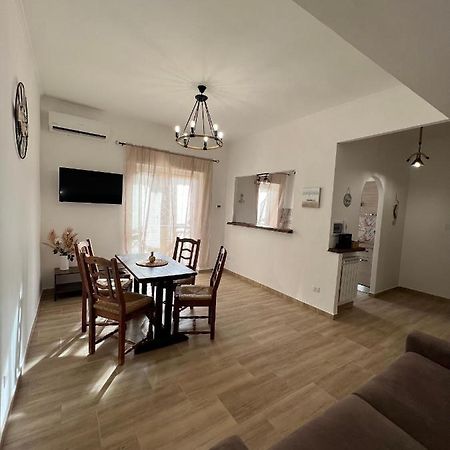 Waikiki House Appartement Passoscuro Buitenkant foto